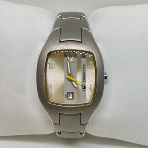 Freestyle USA women silver tone date watch 26mm quartz analog size 6” running